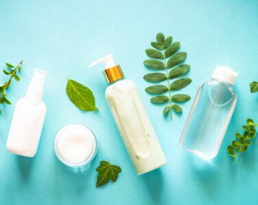 PAO y Fecha de Caducidad en Cosméticos: Comprendiendo el Período Después de la Apertura